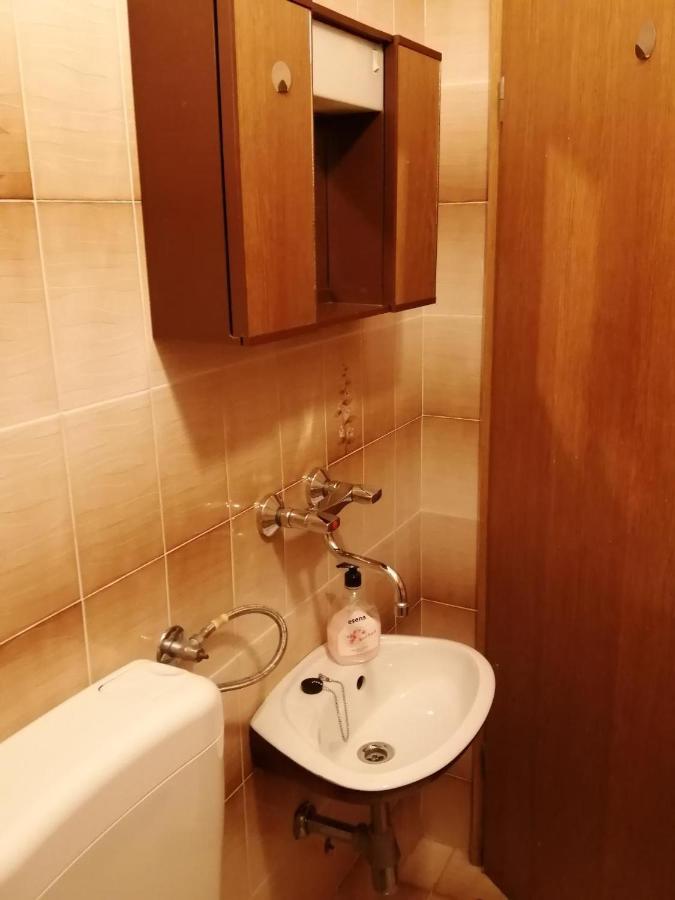 Maribela Apartments โตรกีร์ ภายนอก รูปภาพ