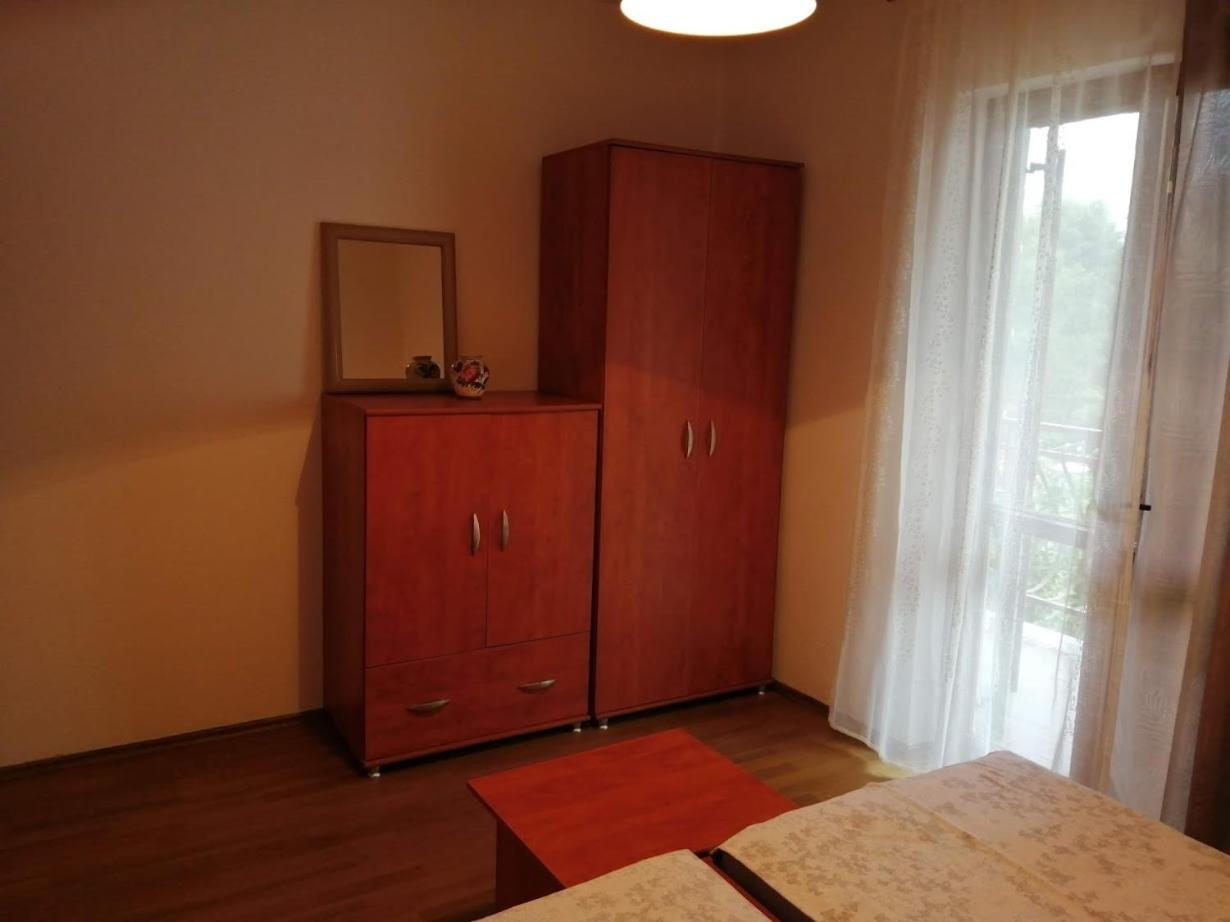 Maribela Apartments โตรกีร์ ภายนอก รูปภาพ